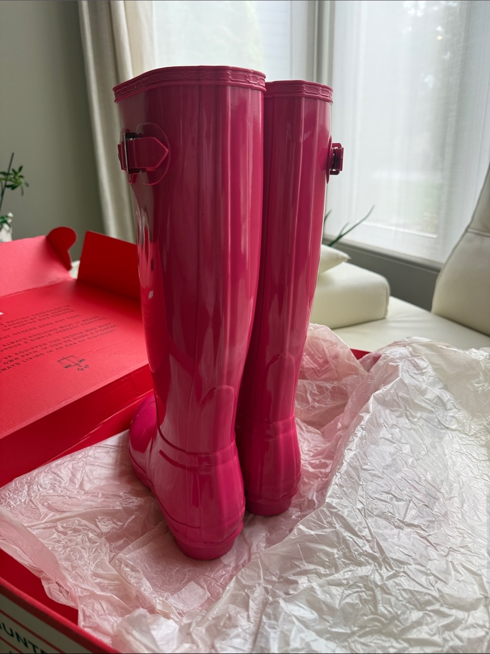 Hunter Tall Gloss Rain Boots in Hot Pink - Picture 6 of 17
